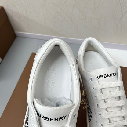 Burberry Sneakers Check