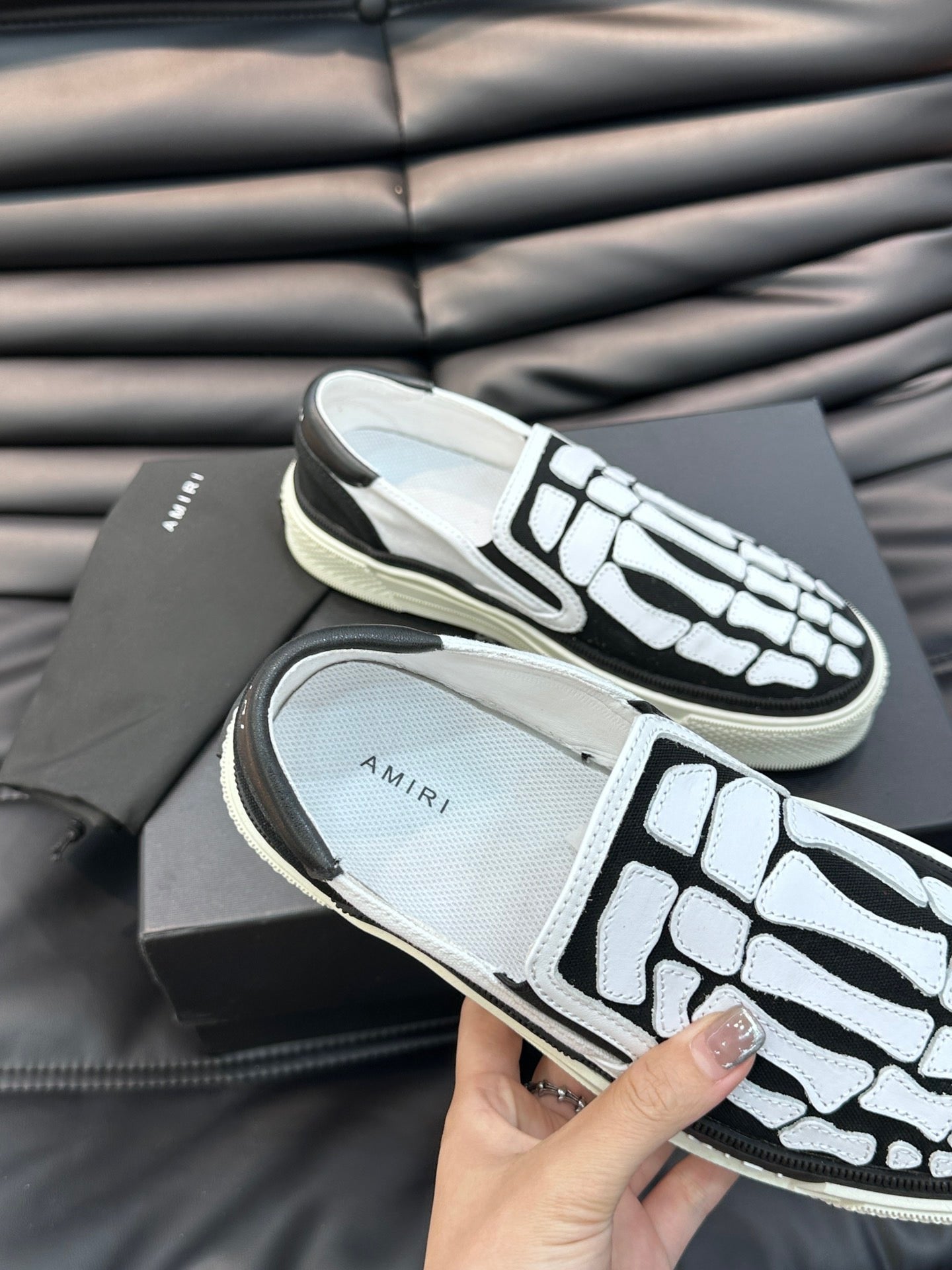 AMIRI - SKEL COURT SLIP ON White/Black