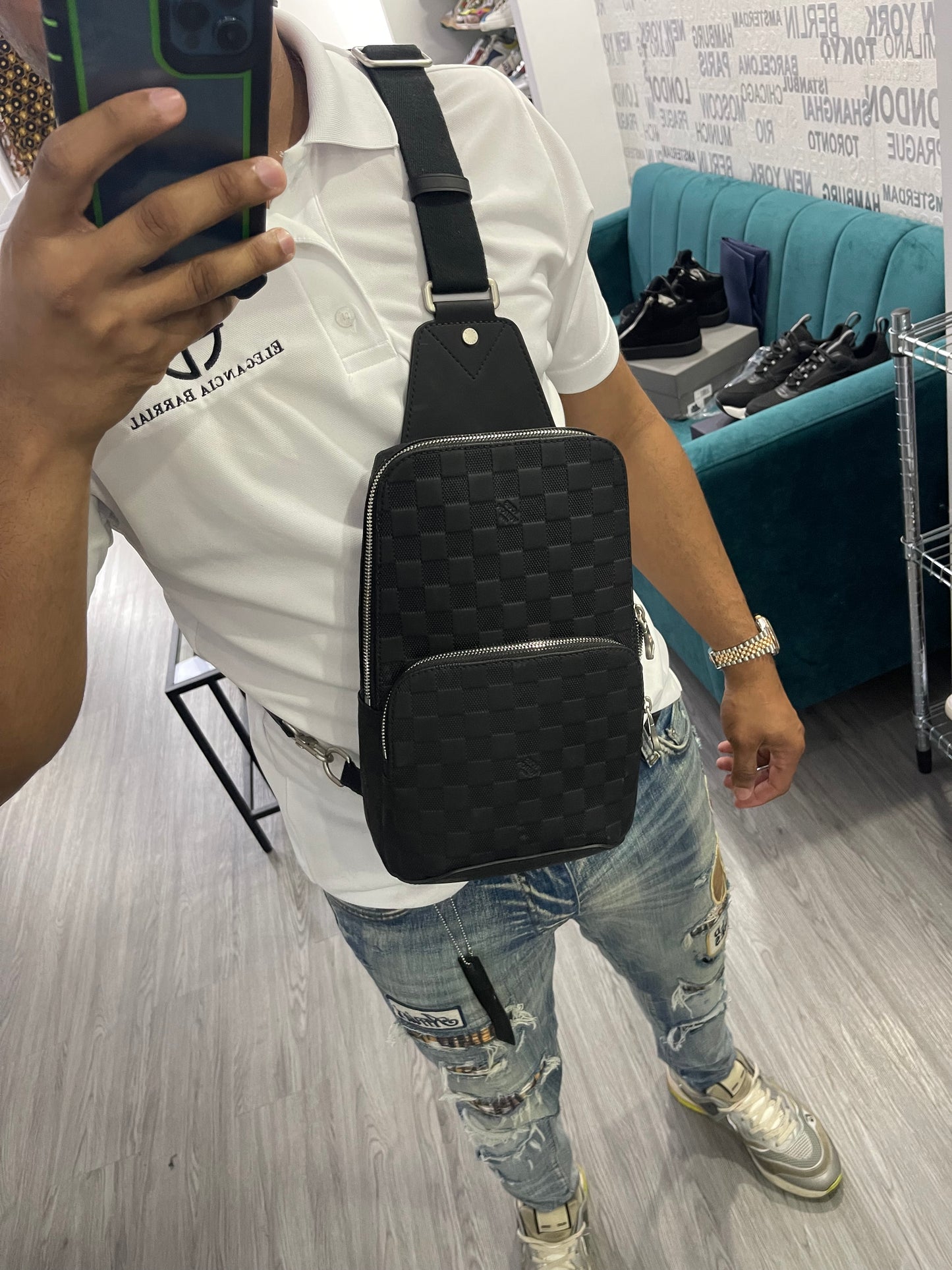 LV Avenue Sling Bag N41720