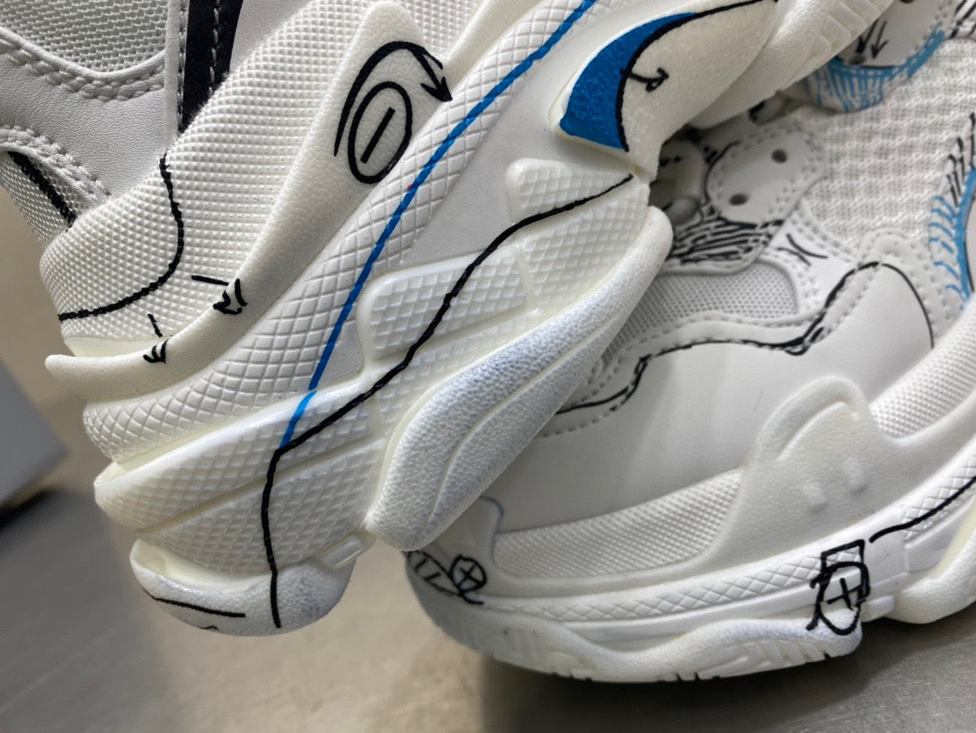 Balenciaga TRIPLE S SKETCH SNEAKER IN WHITE