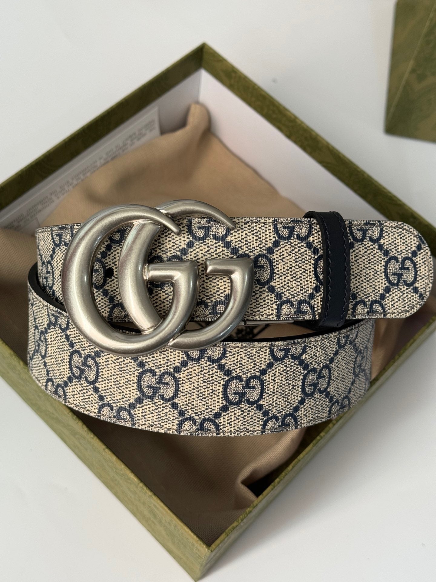 Gucci GG MARMONT REVERSIBLE BELT 3.7cm