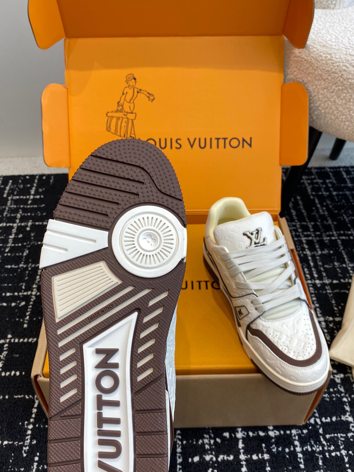 LV Trainer Sneaker Gamusa Marron