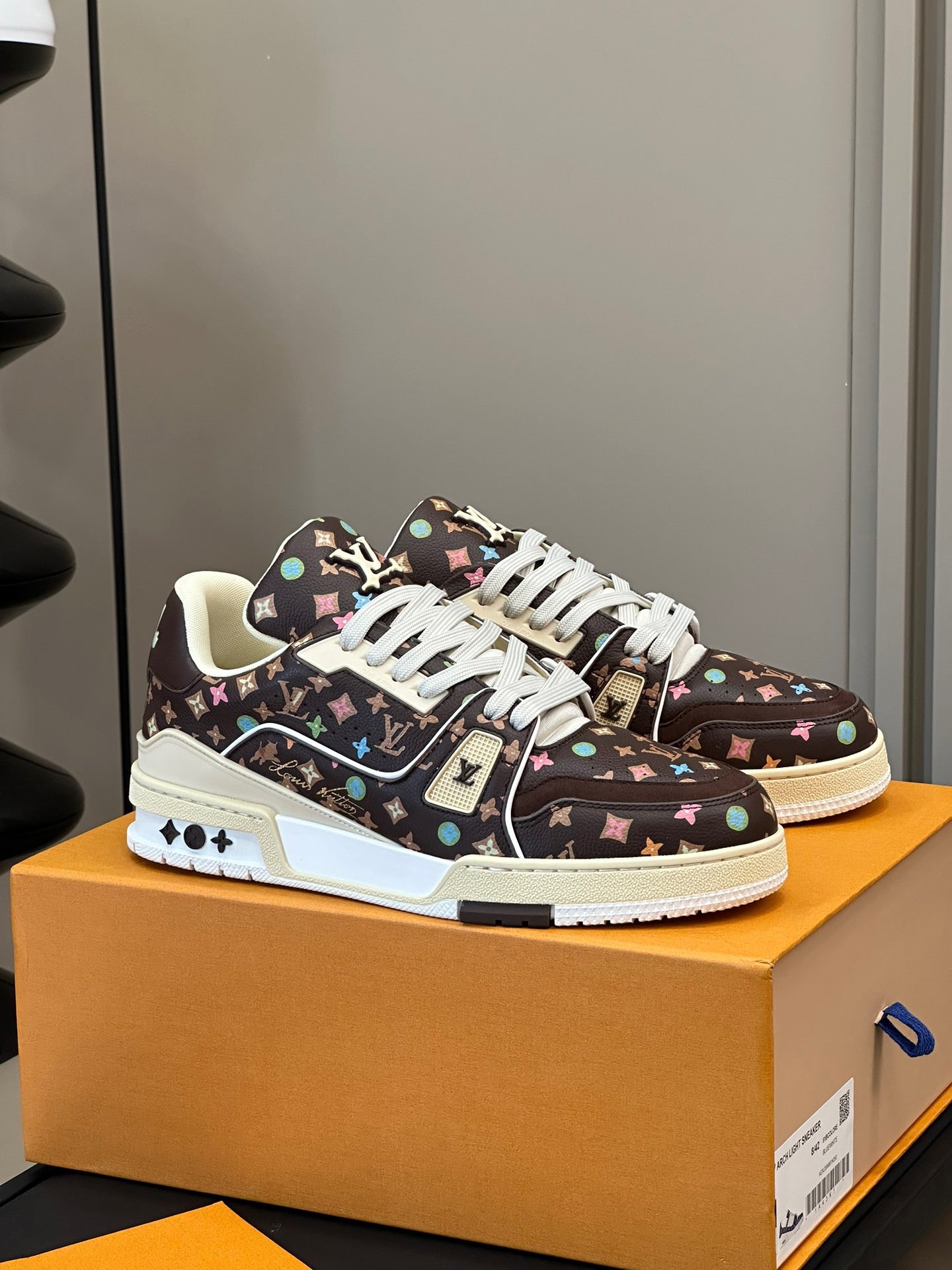 LV Trainer Sneaker 1ACXBV