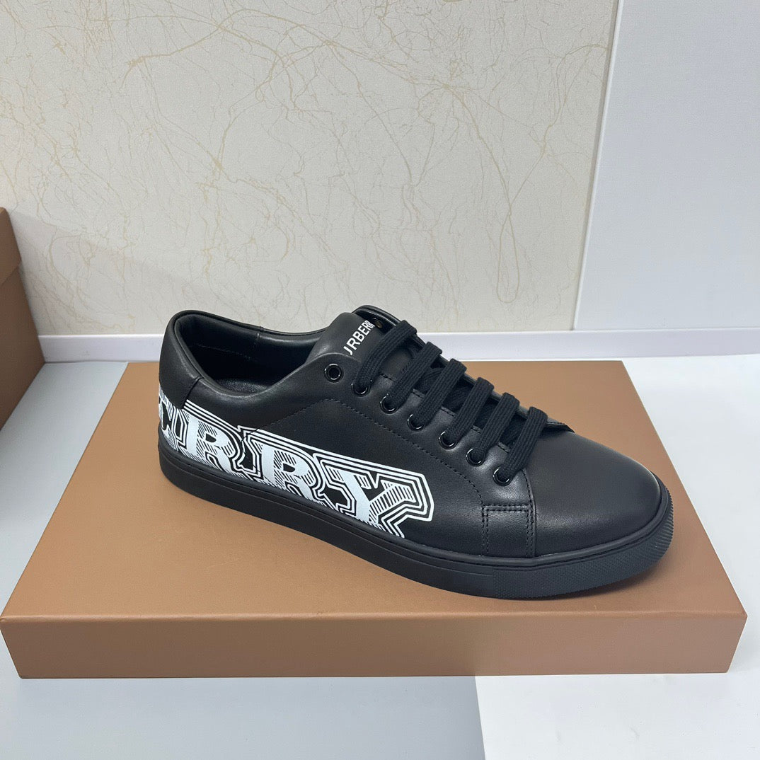 Burberry Sneakers Black