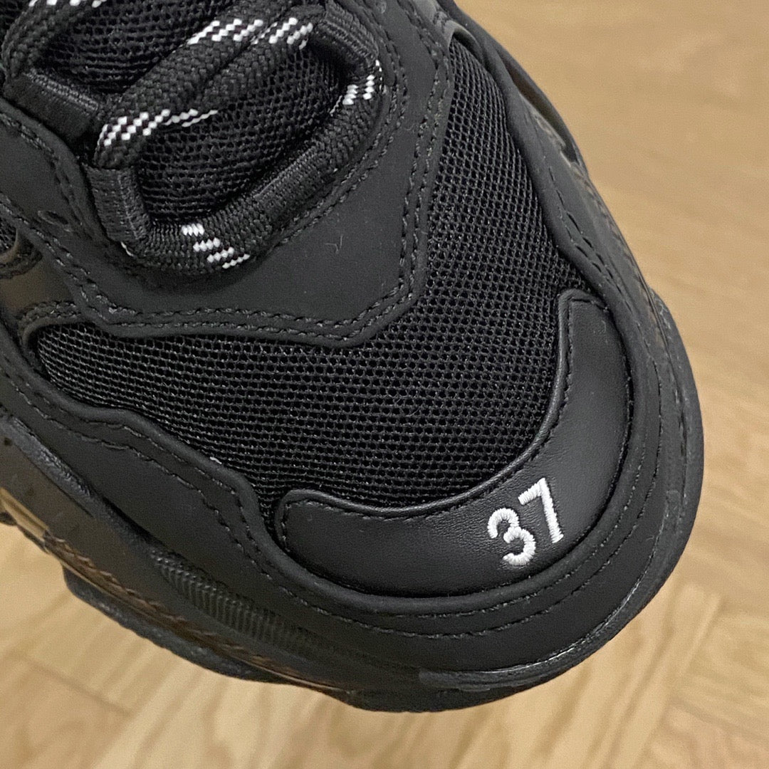 Balenciaga Triple S In Black Full