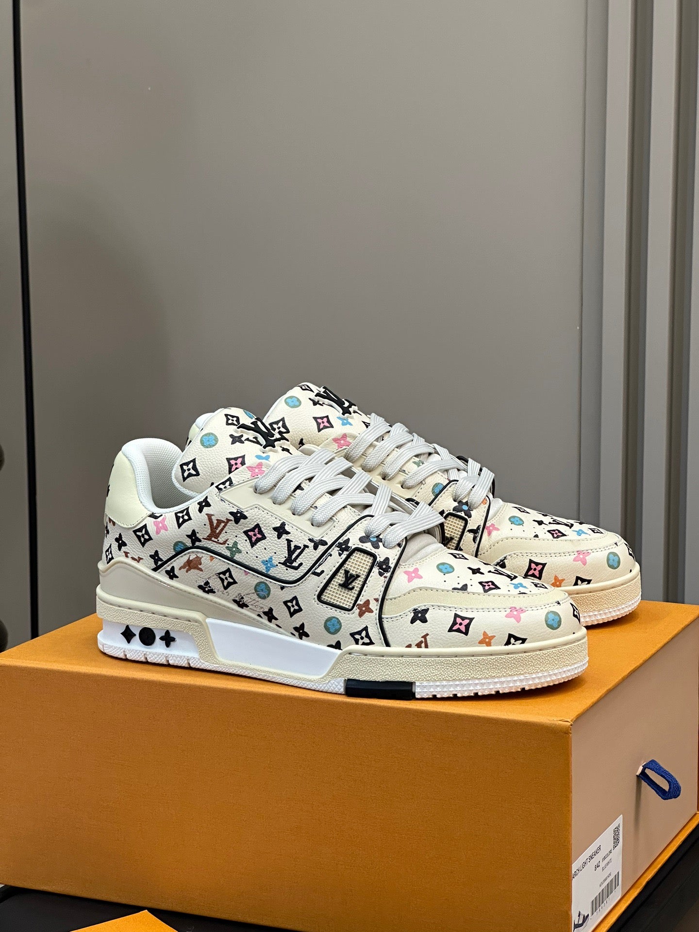 LV Trainer Sneaker 1ACXC2