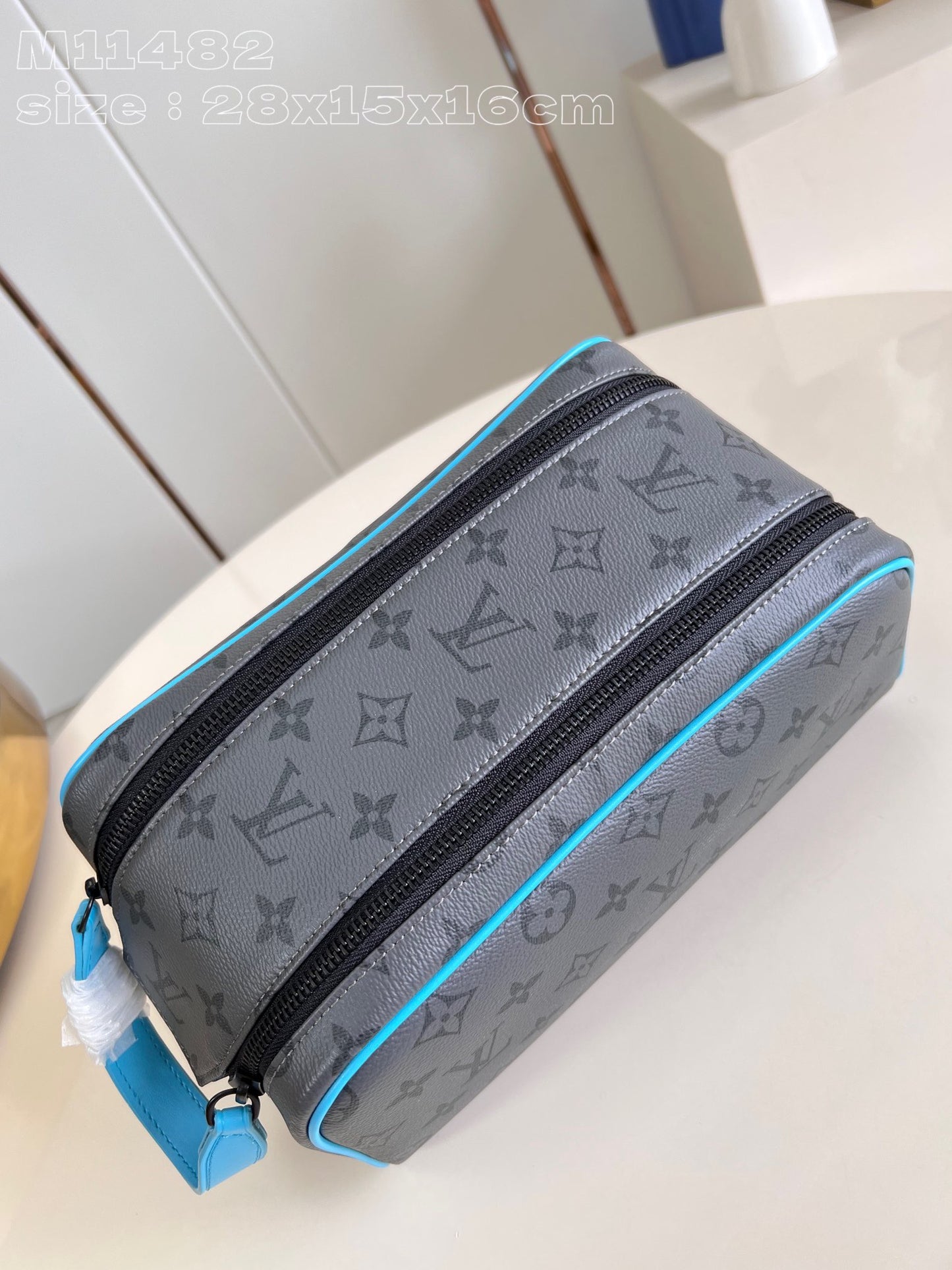 LV M11482 Dopp Kit 2024