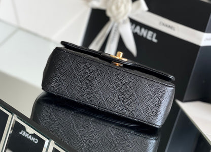 CHANEL CLASSIC