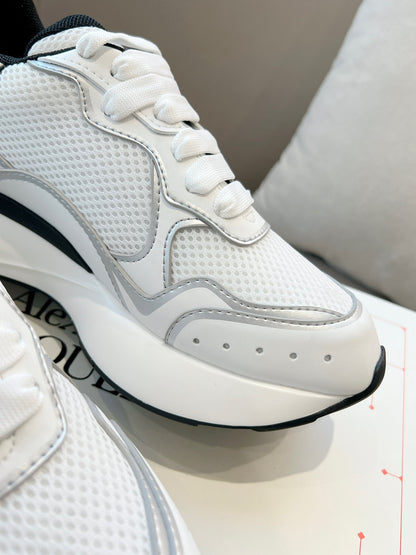 Alexander McQueen Sprint Runner Sneakers