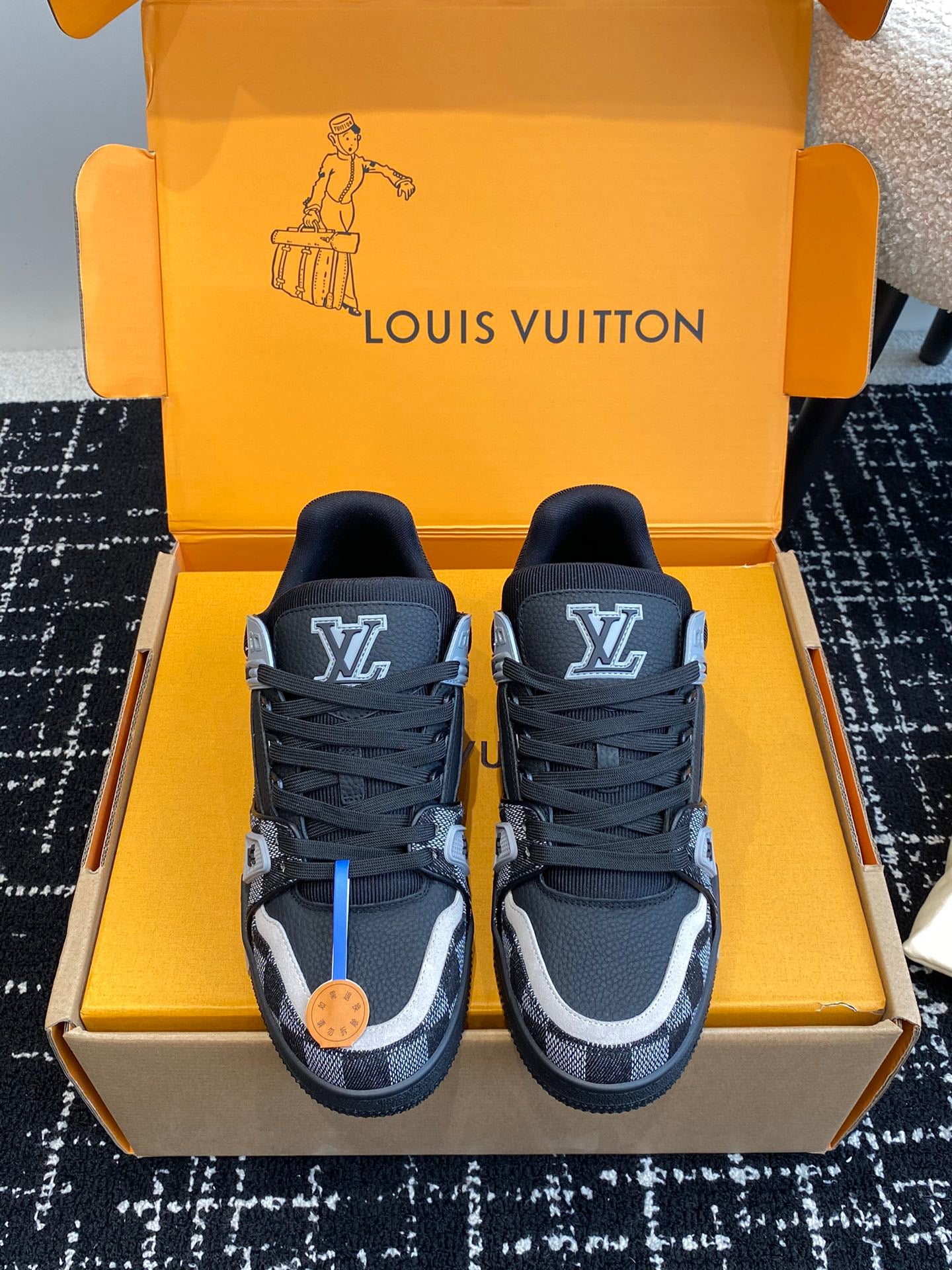 LV Trainer Sneaker 1ACWD6