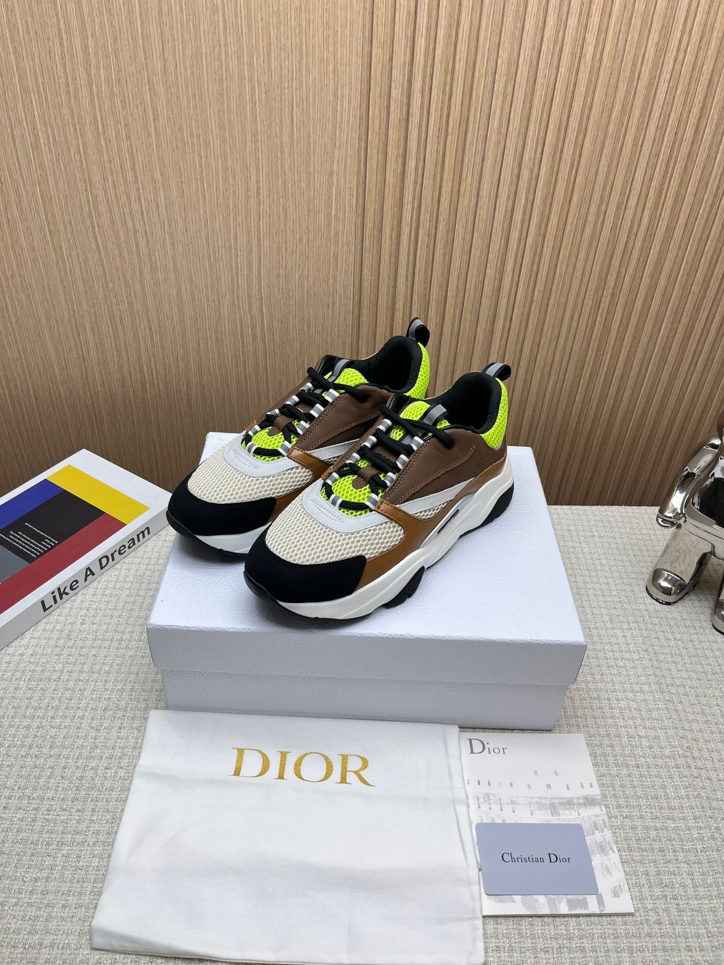 Dior B22 Ebony Green