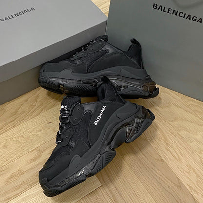 Balenciaga TRIPLE S CLEAR SOLE SNEAKER IN BLACK