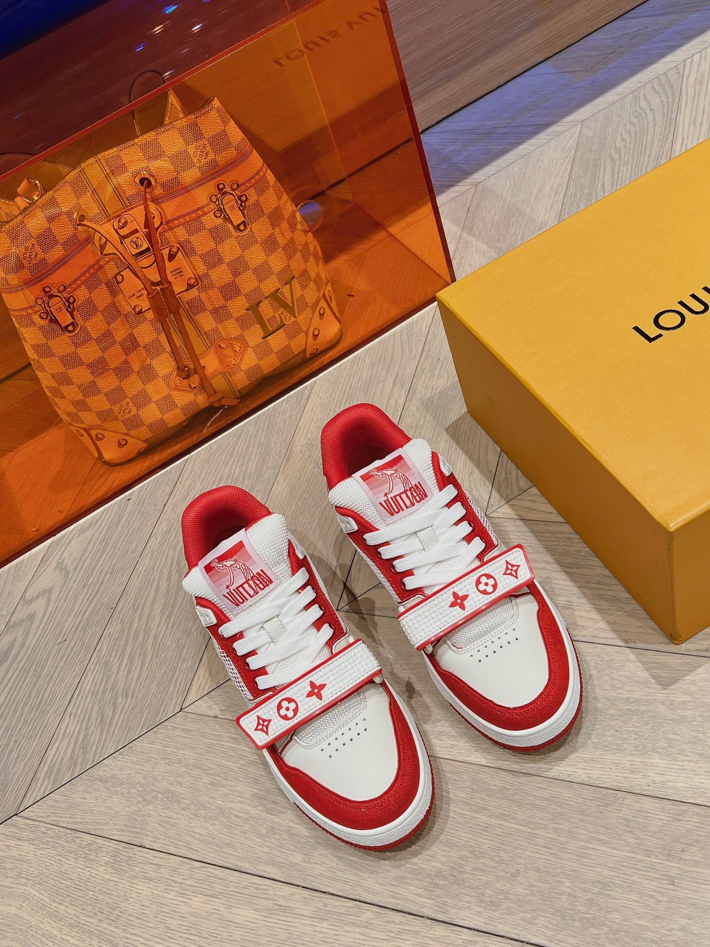 LV Trainer Sneaker 1ABLXJ