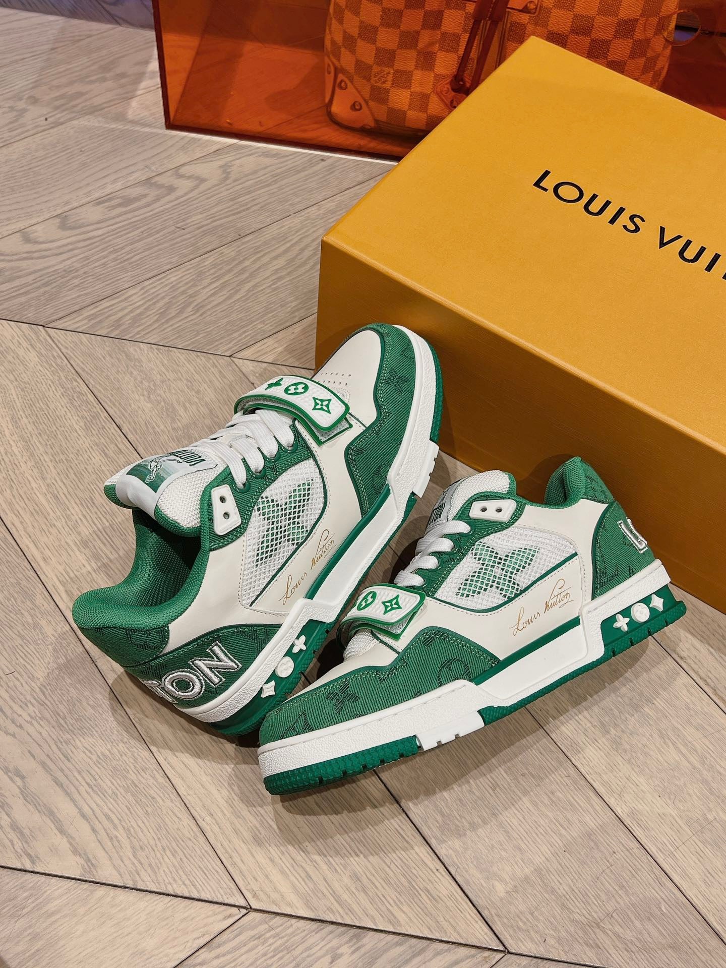 LV Trainer Sneaker 1ABLY3