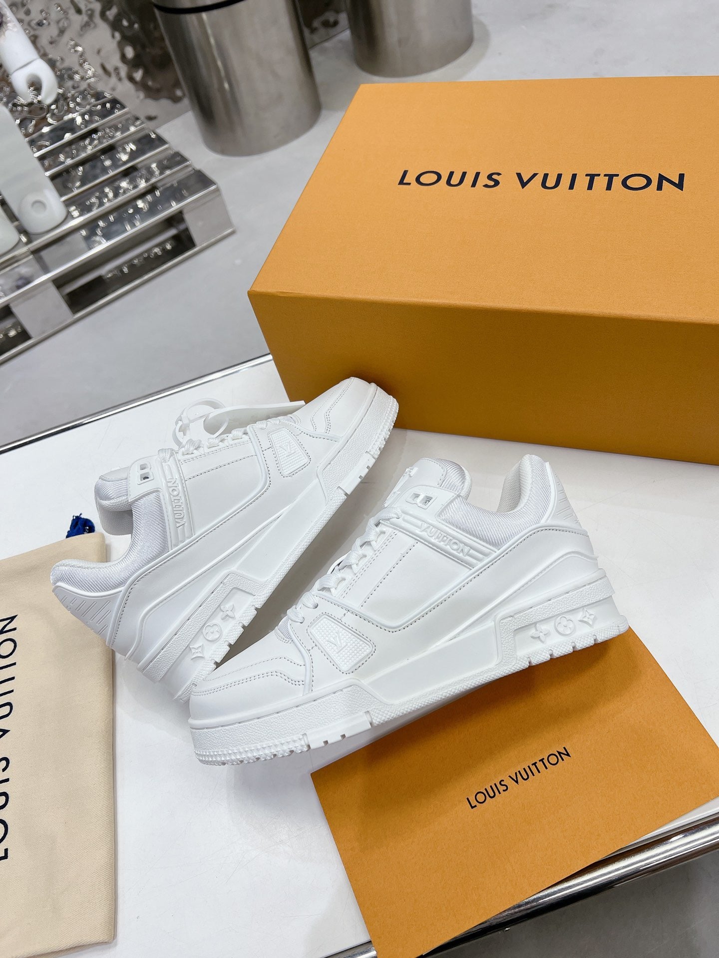 LV Trainer Sneaker 1AC29Q