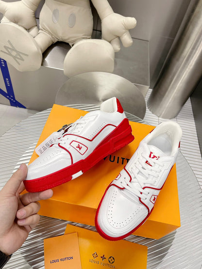 LV Trainer Sneaker 1AAGZO