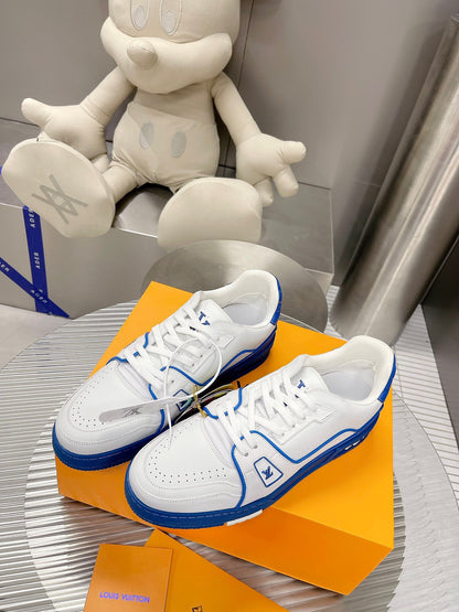 LV Trainer Sneaker 1AAGZ6