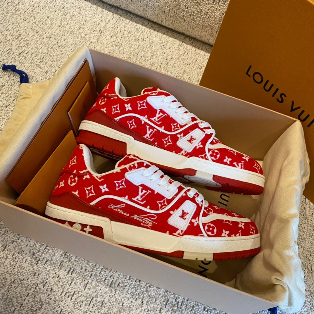 LV Trainer Sneaker 1ABFSY