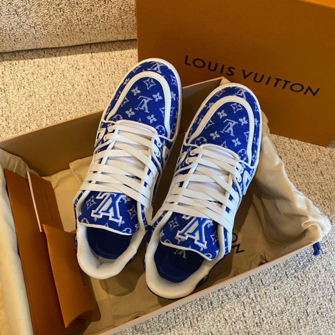 LV Trainer Sneaker 1ABFRU