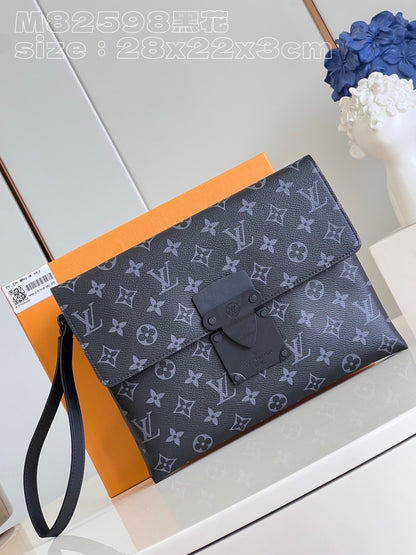 LV Pochette s-Lock M82598