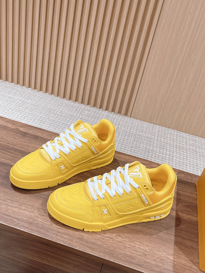 LV Trainer YELLOW 1AARFY