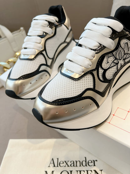 Alexander McQueen Sprint Runner Sneakers