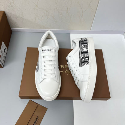 Burberry Sneakers Check