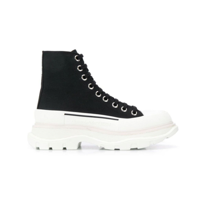 Alexander McQueen Tread Slick Boot in Black/white