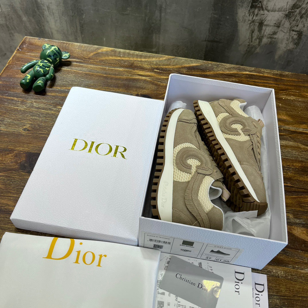 DIOR C'EST DIOR SNEAKER