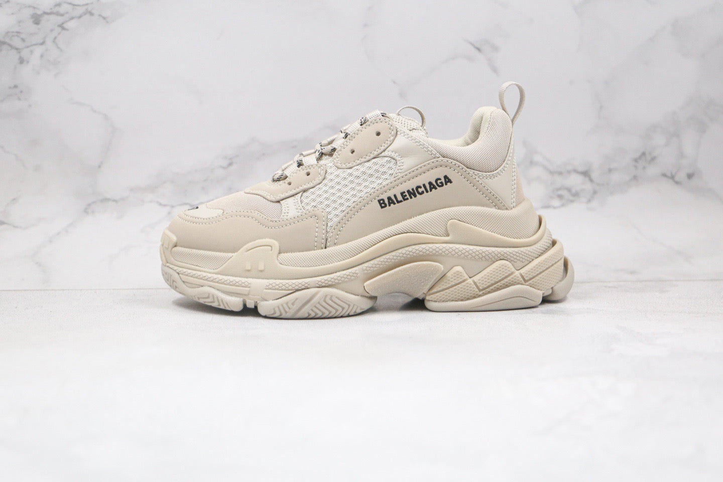 BALENCIAGA TRIPLE S SNEAKER IN BEIGE