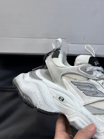 BALENCIAGA CARGO SNEAKERS IN WHITE/GREY