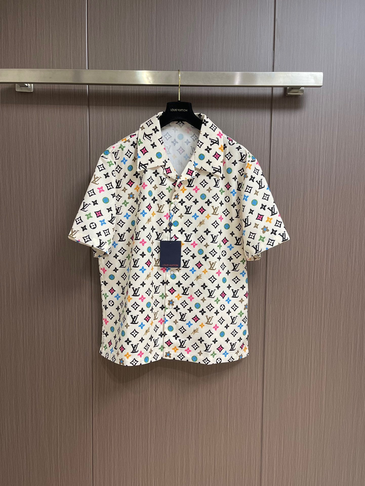 LV Monogram Printed Short-Sleeved Silk Shirt 1AFQ26