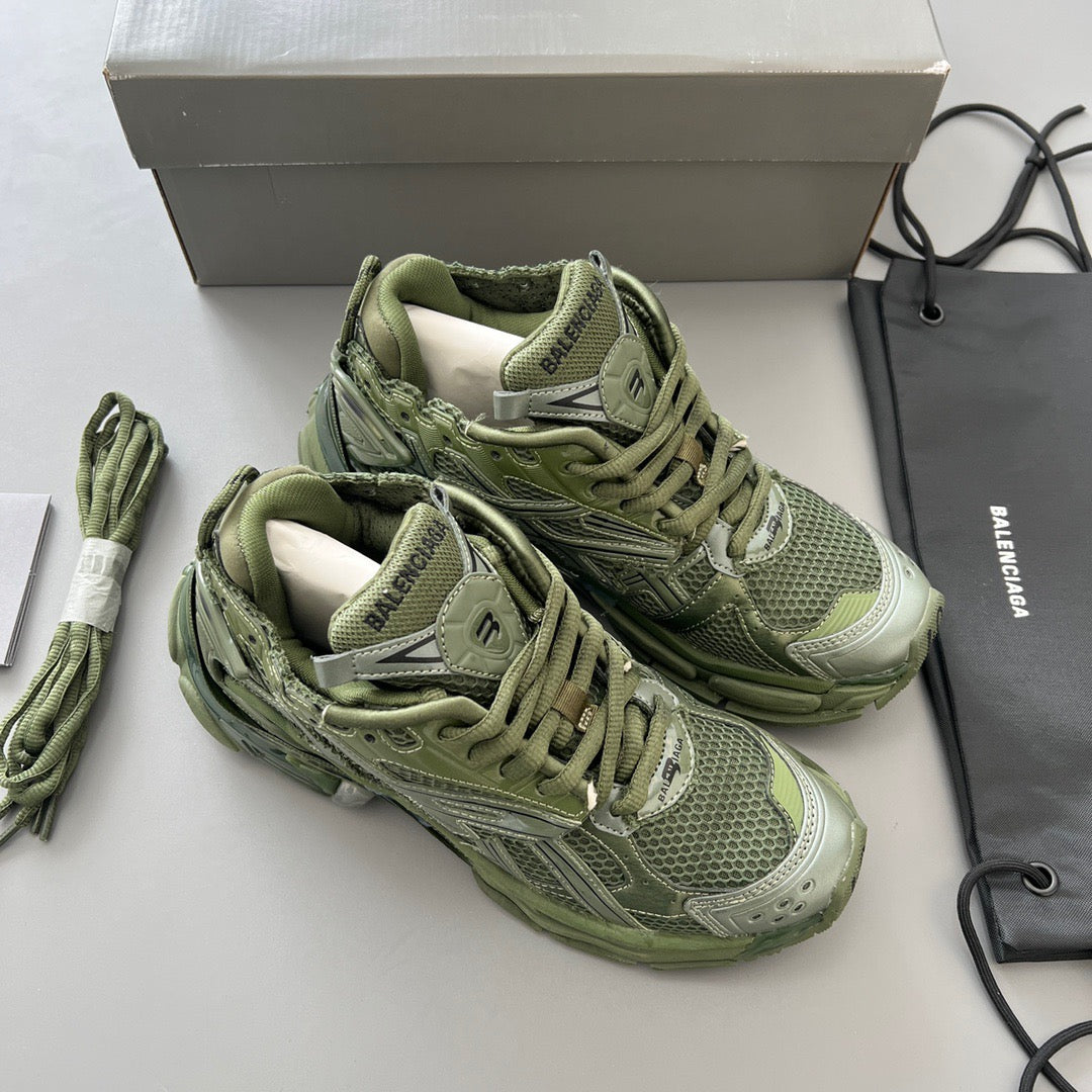 BALENCIAGA RUNNER Oliva