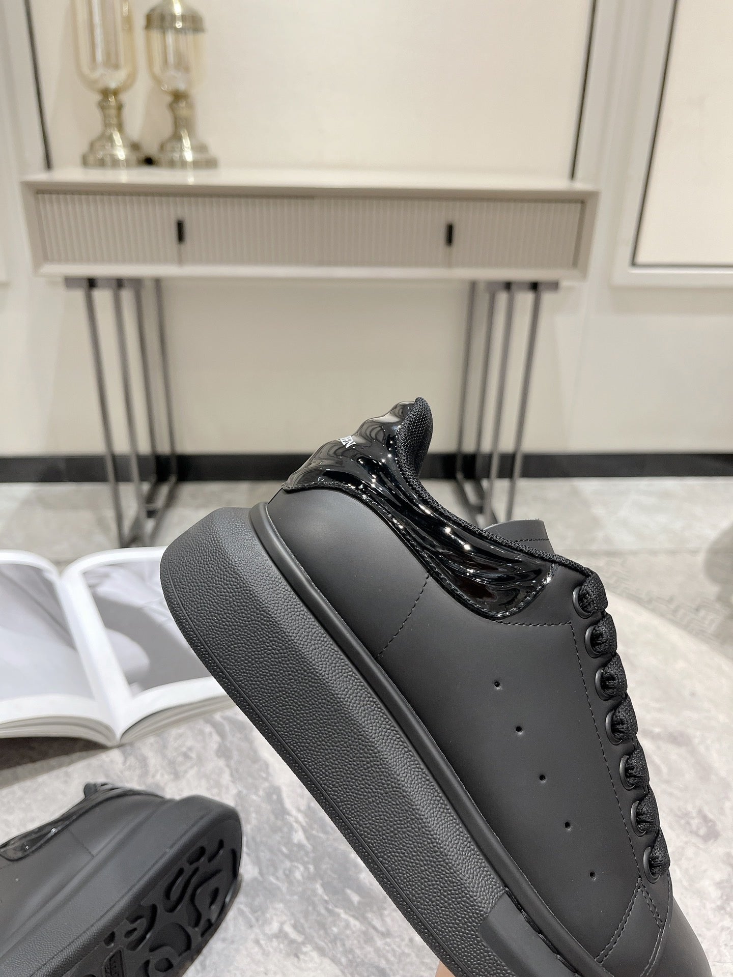 Alexander McQueen Oversized Sneakers Larry