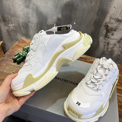 Balenciaga TRIPLE S MULE IN WHITE