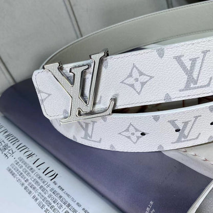 LV BELT Cinturón reversible LV Initiales de 4cm M0713T