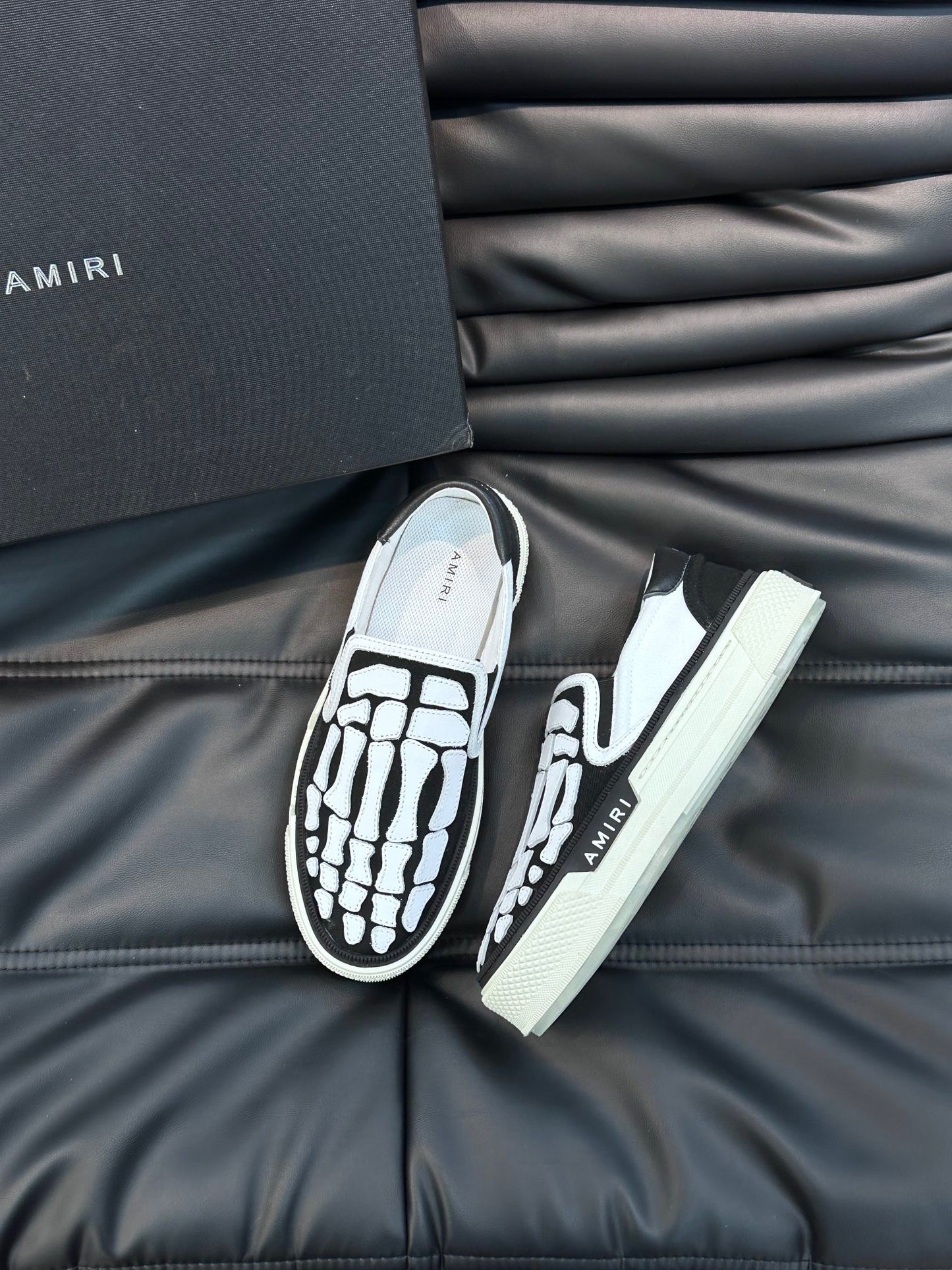 AMIRI - SKEL COURT SLIP ON White/Black