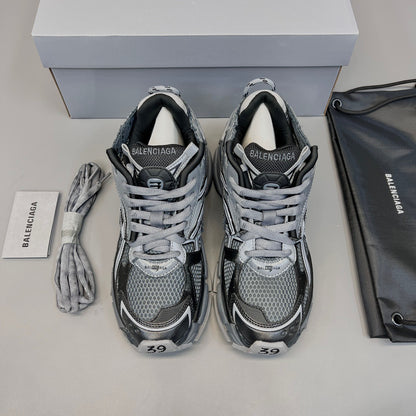 BALENCIAGA RUNNER Black