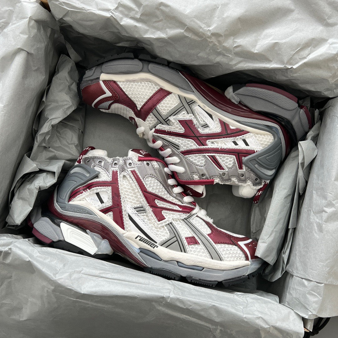 BALENCIAGA RUNNER Grey Red Wine