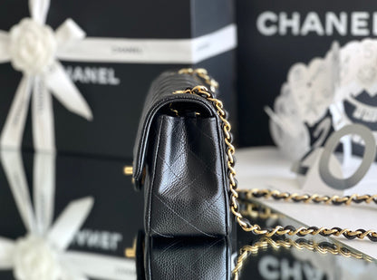 CHANEL CLASSIC