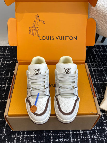 LV Trainer Sneaker 1ACR5J