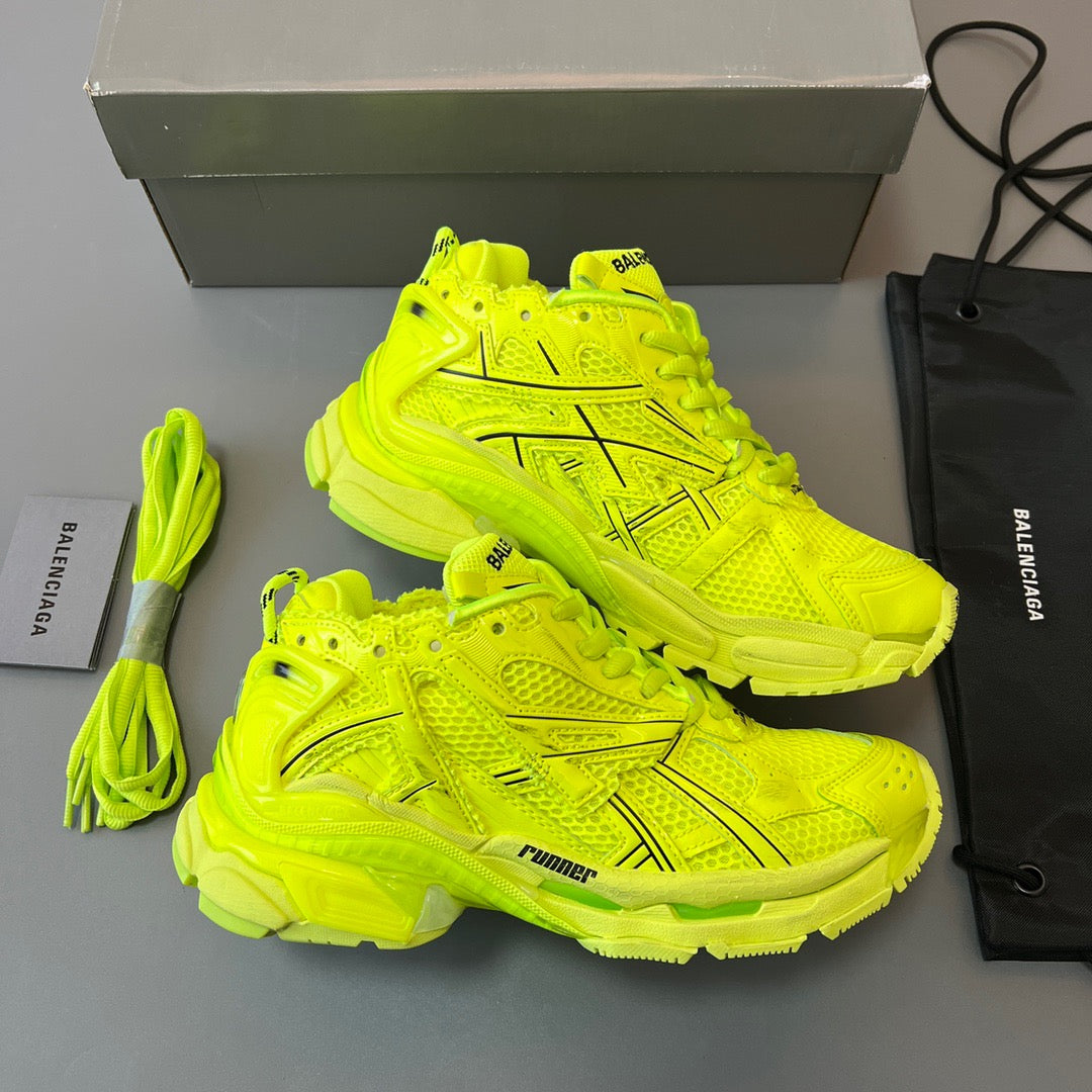 BALENCIAGA RUNNER Fluorescent Yellow