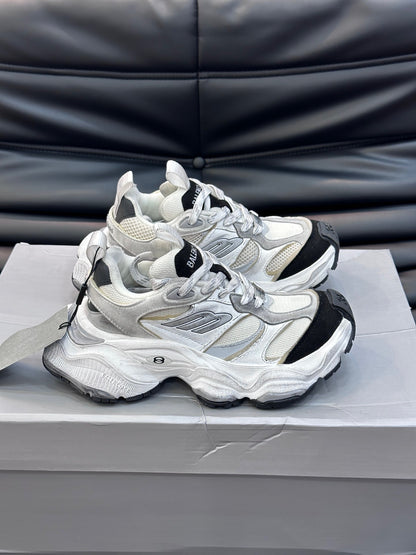 BALENCIAGA CARGO SNEAKERS IN WHITE/GREY