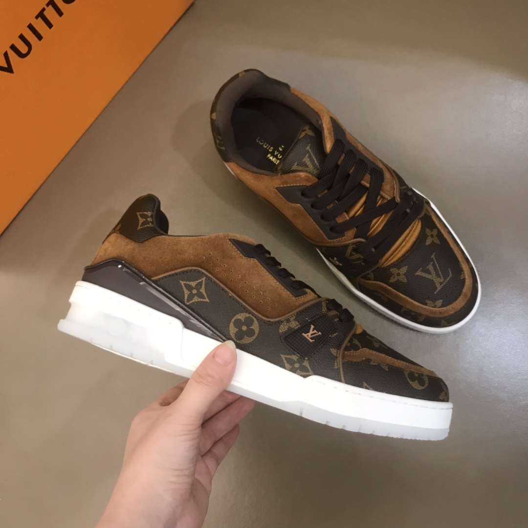 LV Trainer Sneakers (Varios)