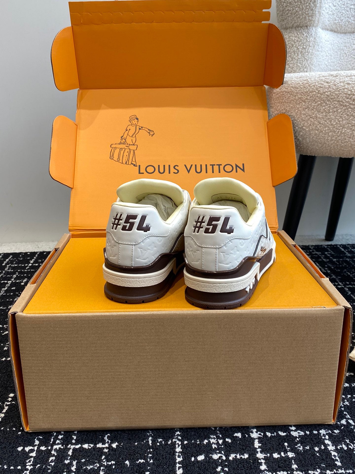 LV Trainer Sneaker 1ACR5J