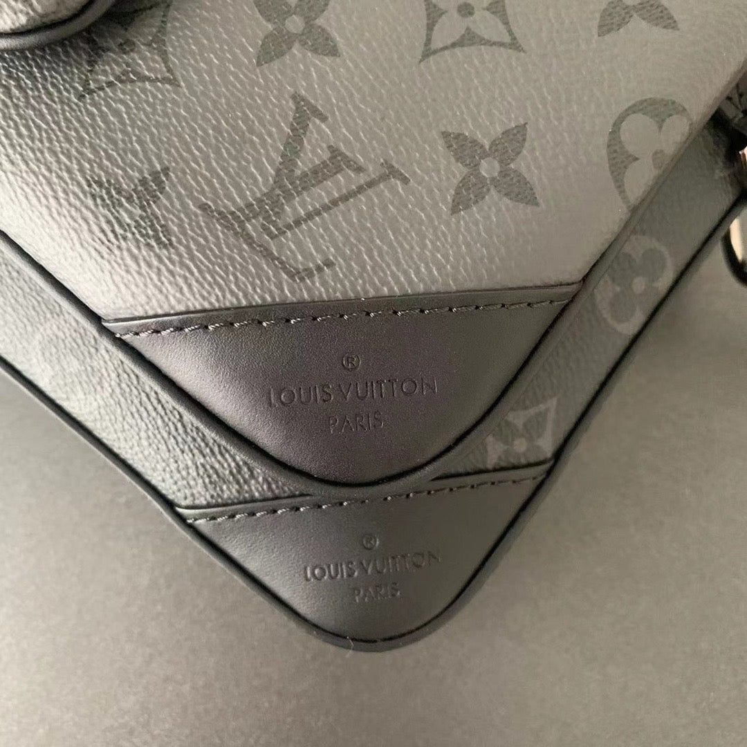 LV Trio Messenger M69443