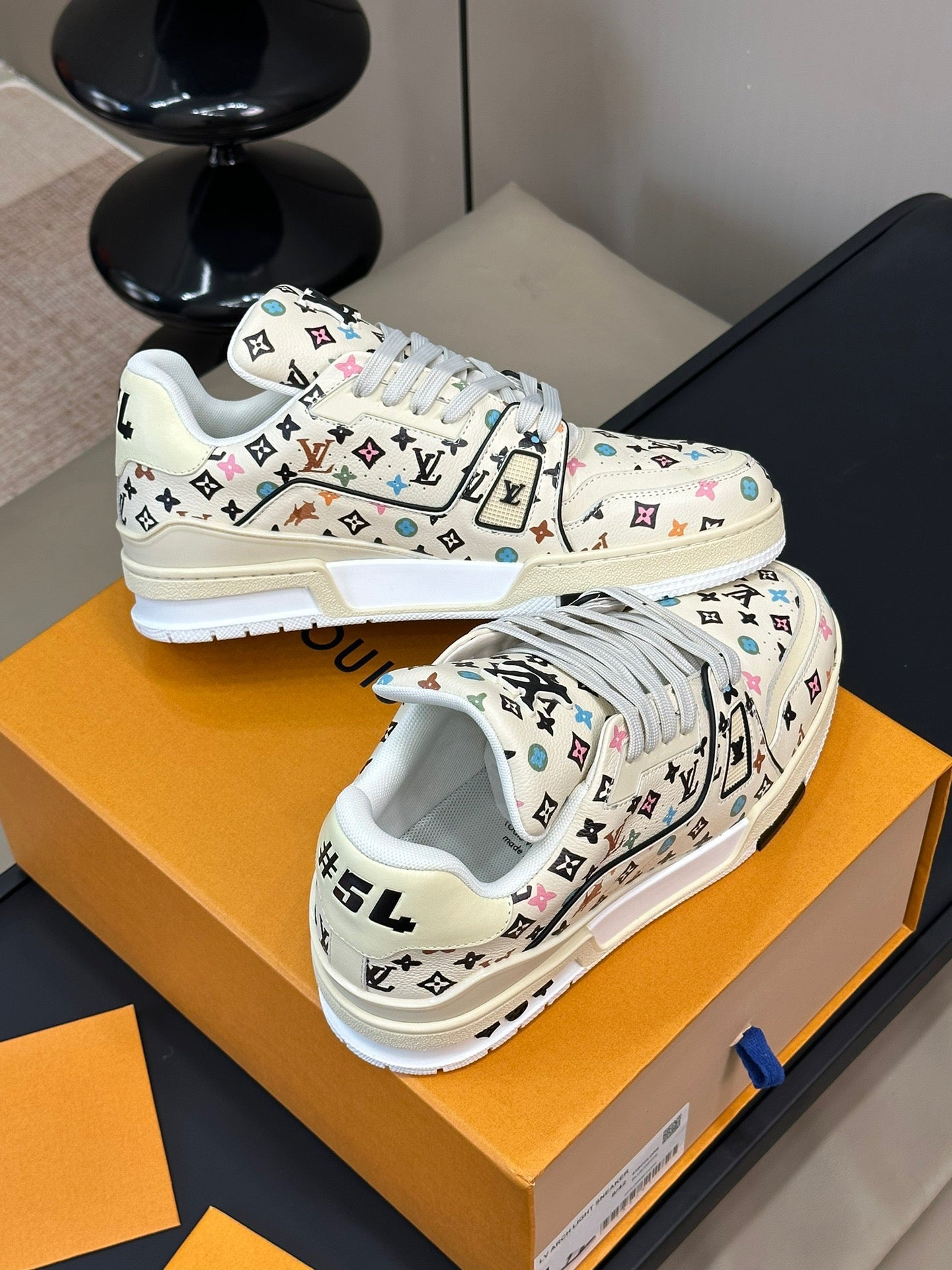 LV Trainer Sneaker 1ACXC2