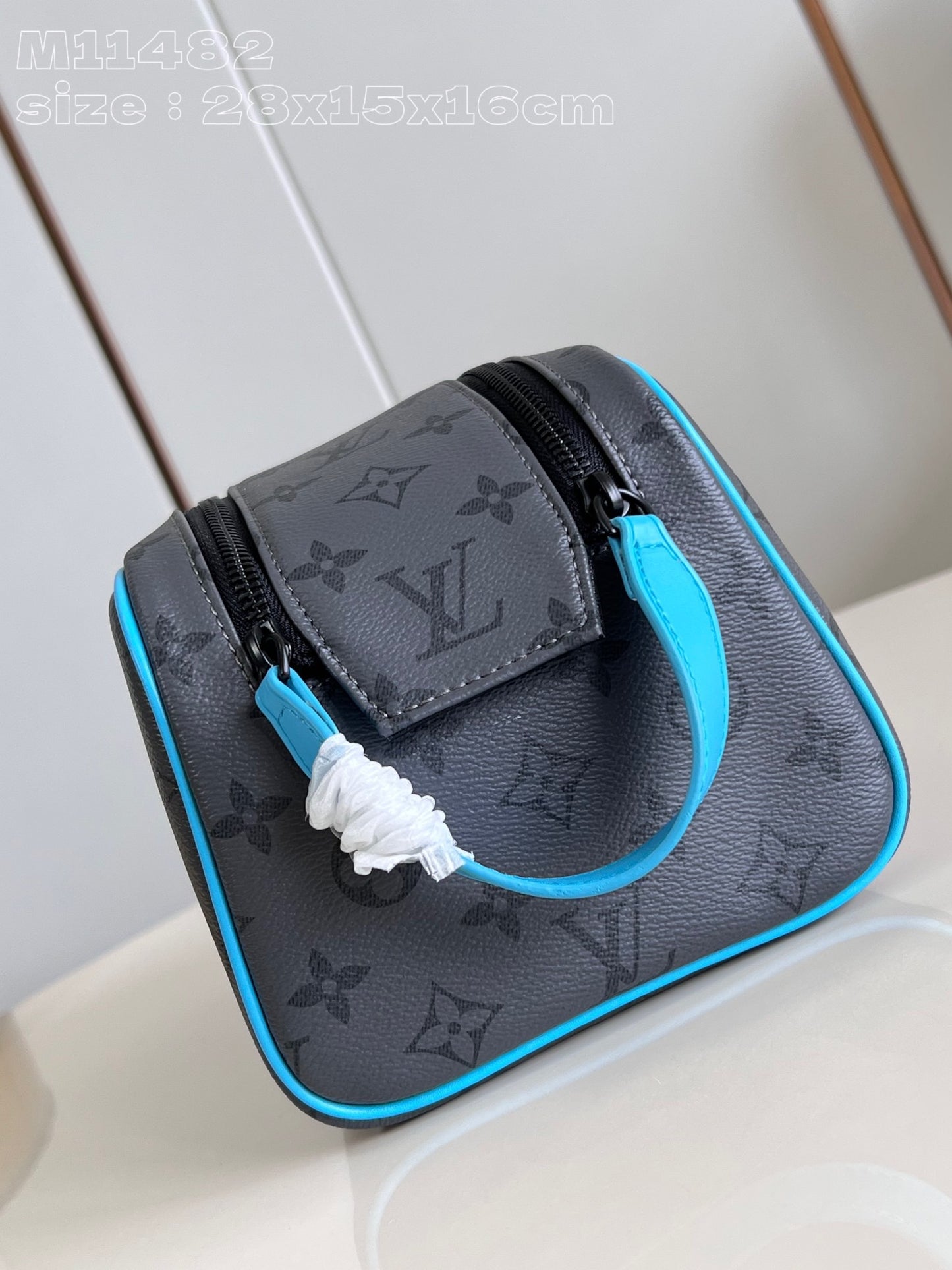 LV M11482 Dopp Kit 2024