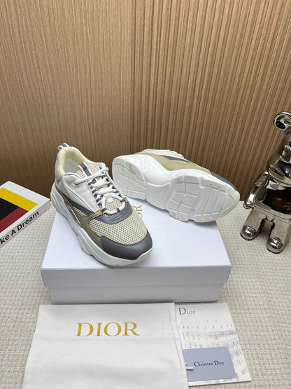 Dior B22 (Blanco, Crema y Gris)