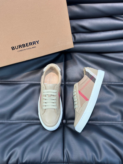 Burberry Salmond Check Low Top Sneaker